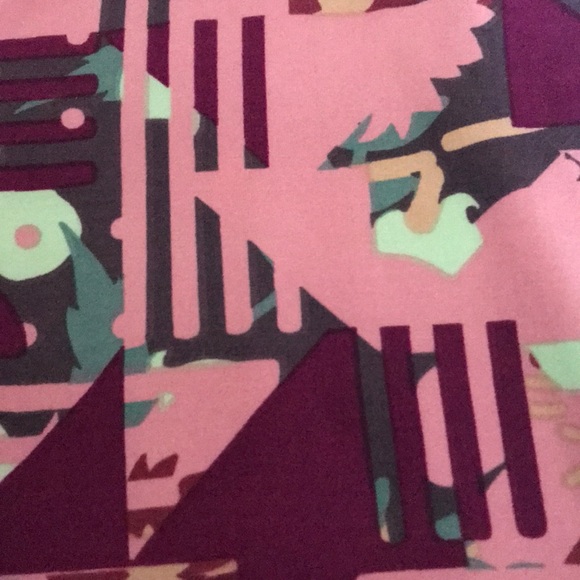 Lularoe OS Leggings - Picture 3 of 3